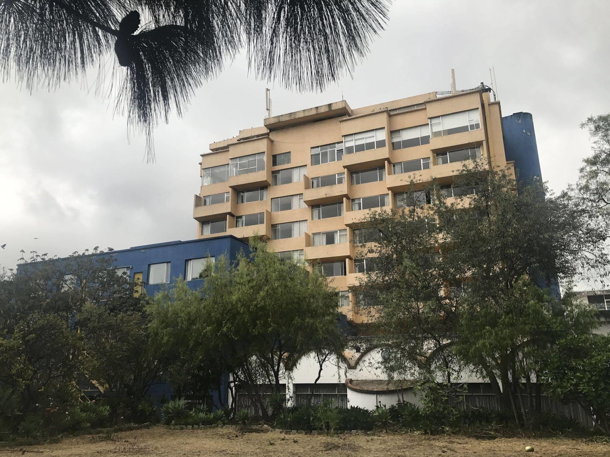 Hotel Savoy Inn Quito